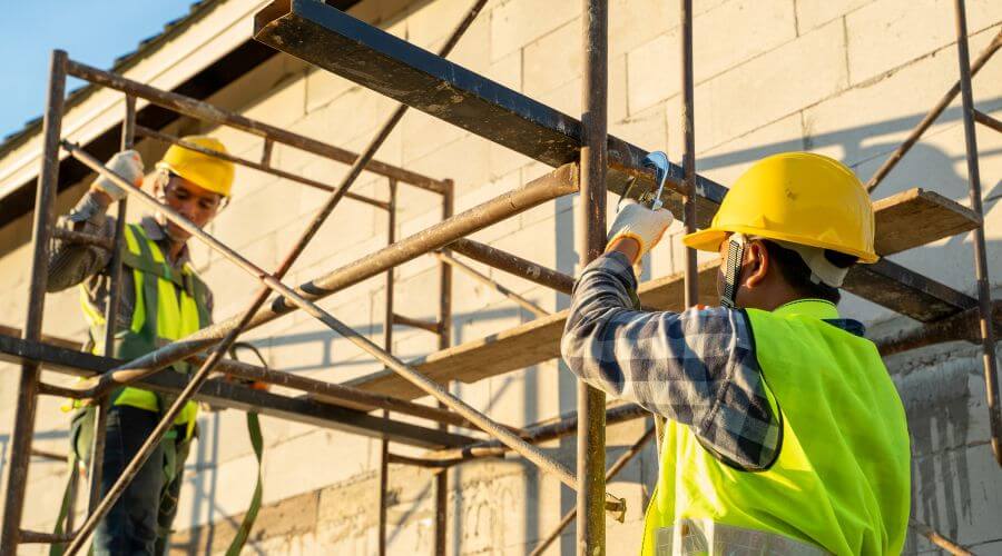 Professional fairlawn roofing services in Ovalo, TX